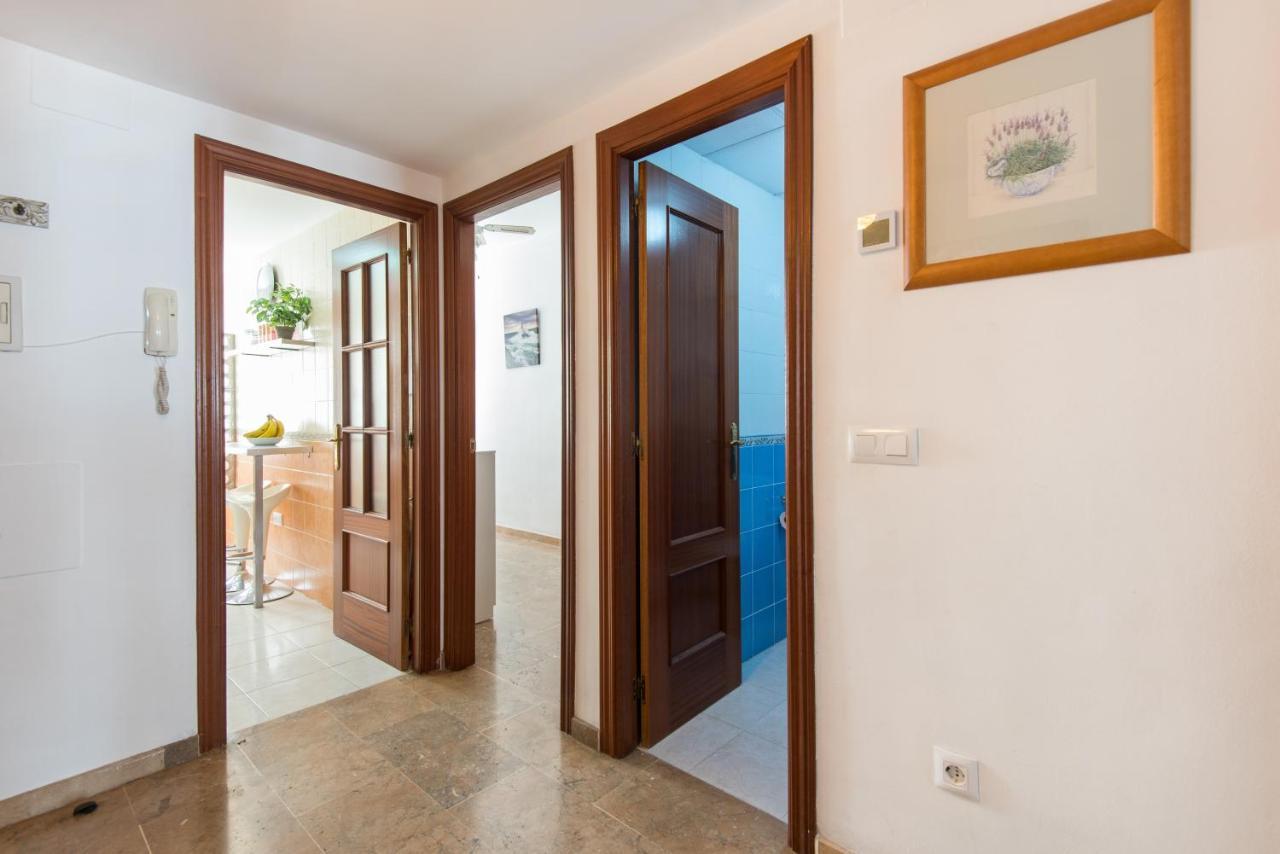 Center Apartment 2Bed 2B Aircon Wif And Parking Free Malaga Luaran gambar