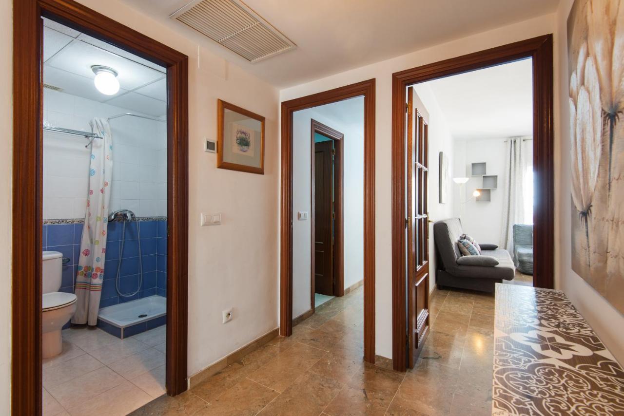 Center Apartment 2Bed 2B Aircon Wif And Parking Free Malaga Luaran gambar